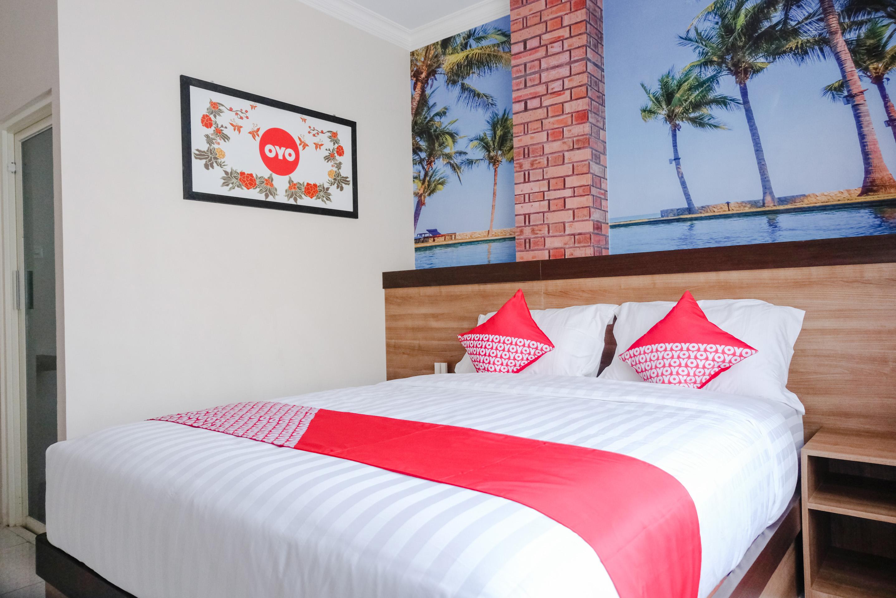 Noura Guest House Syariah Malang Exterior foto