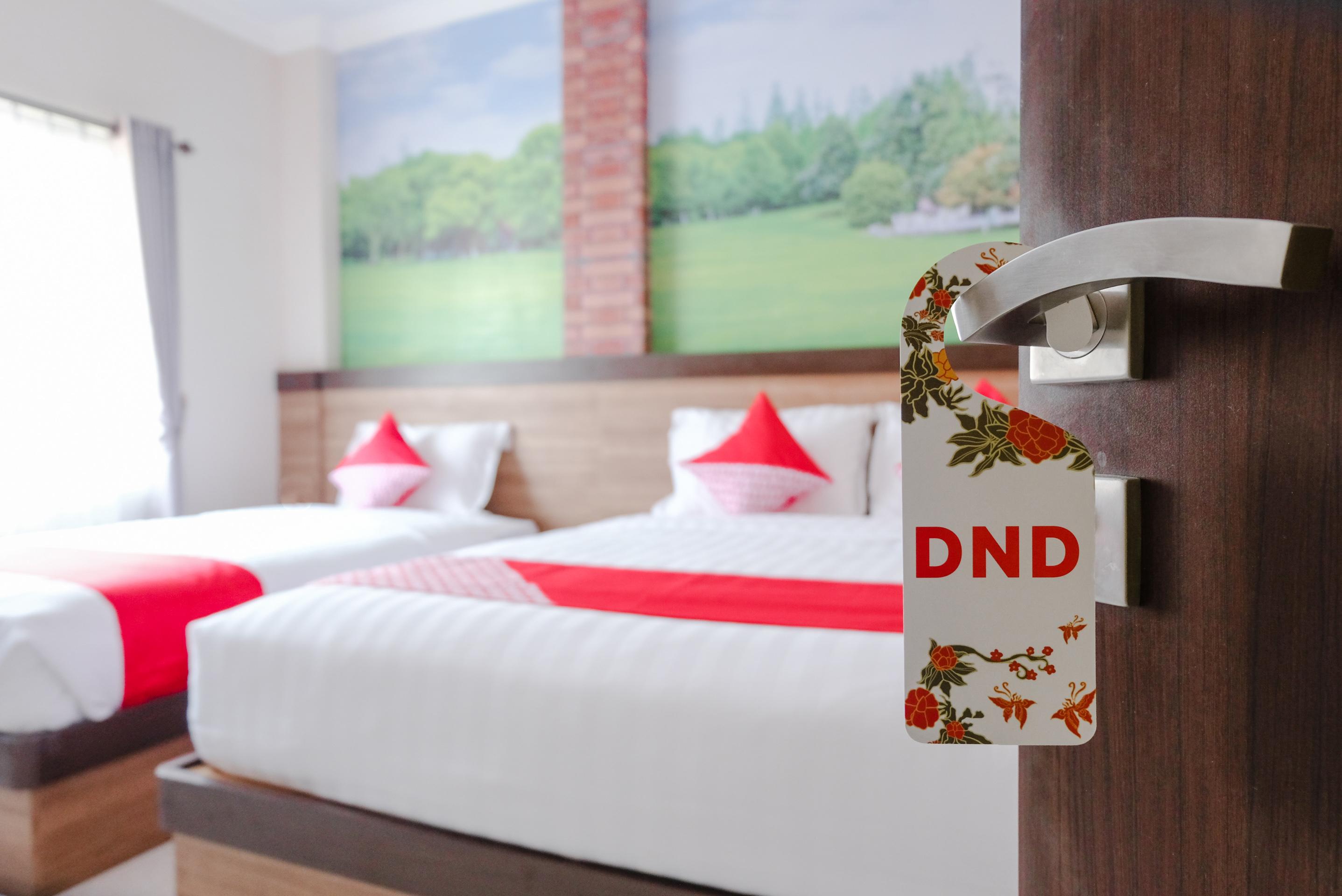 Noura Guest House Syariah Malang Exterior foto
