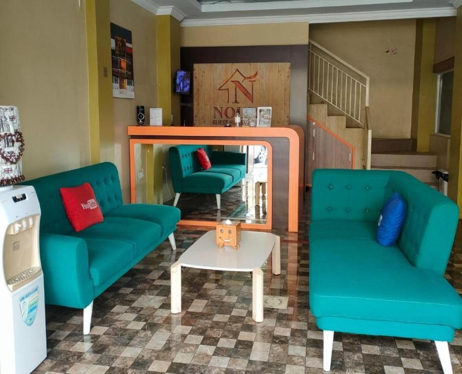 Noura Guest House Syariah Malang Exterior foto